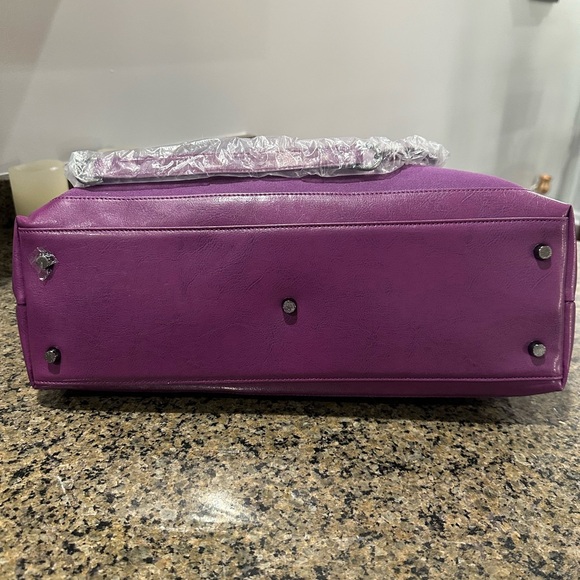 Gunas New York Tote - Picture 8 of 11